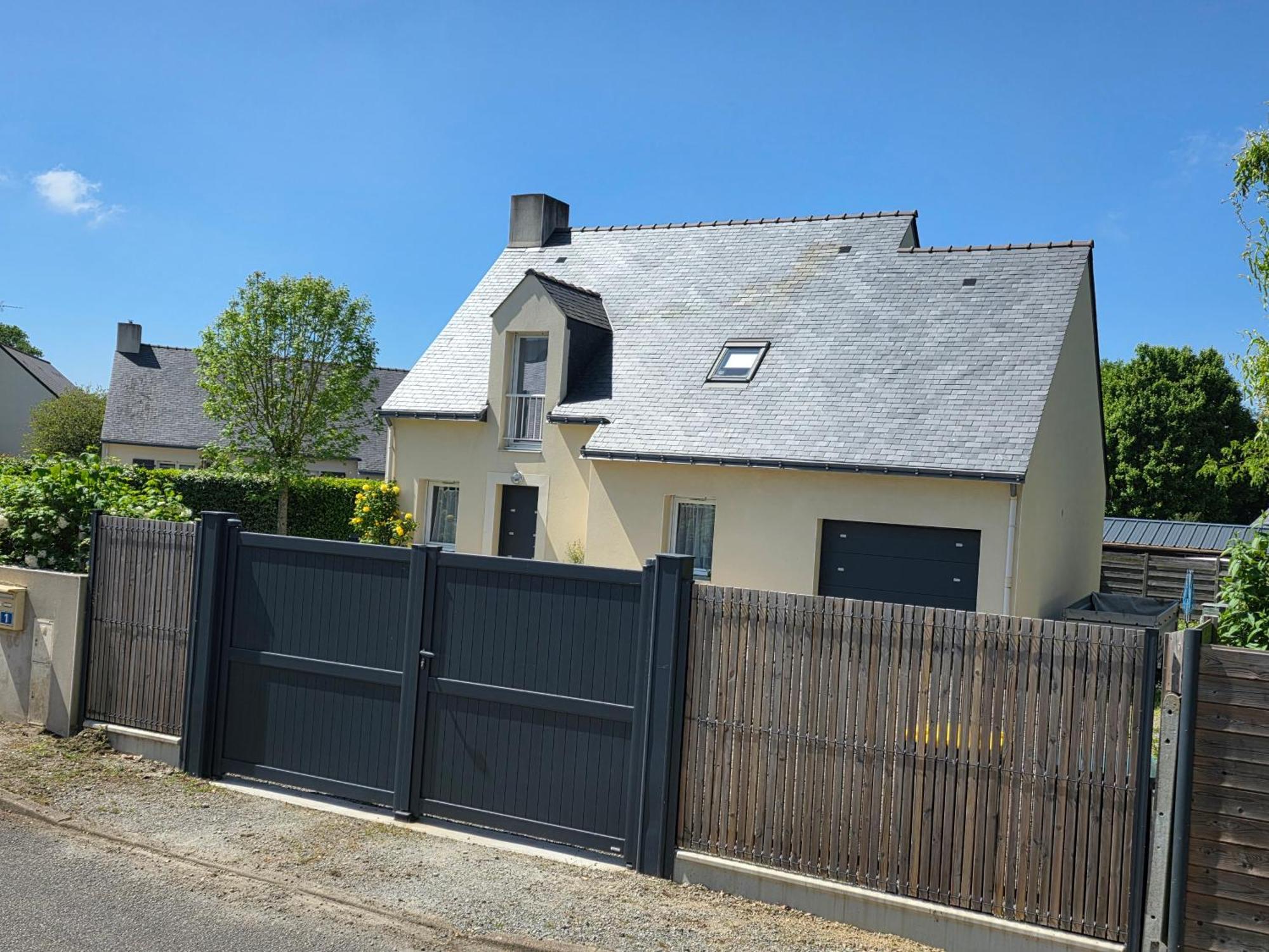 Maison De Famille Situee A Saint-Molf. Exterior foto