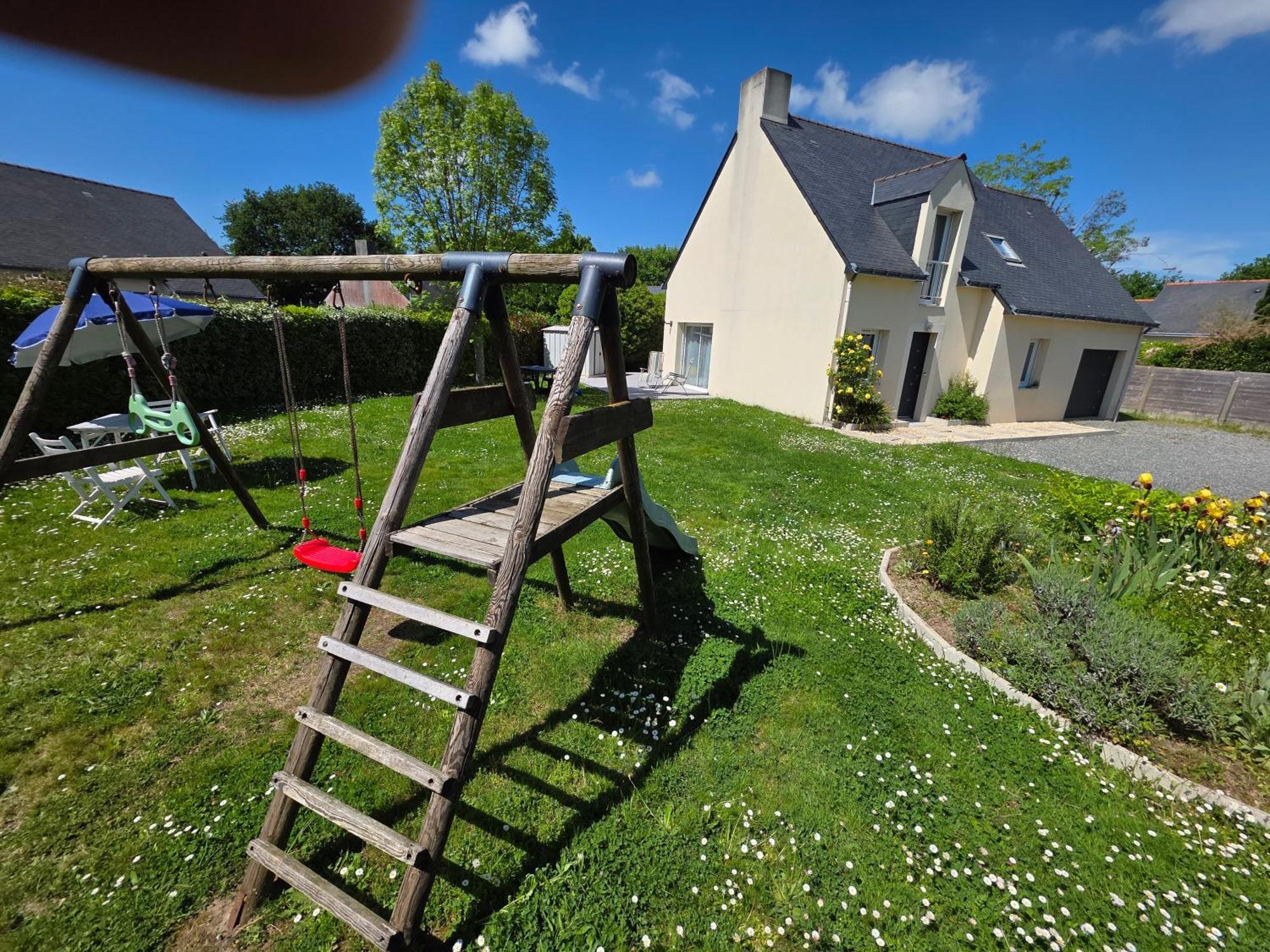 Maison De Famille Situee A Saint-Molf. Exterior foto